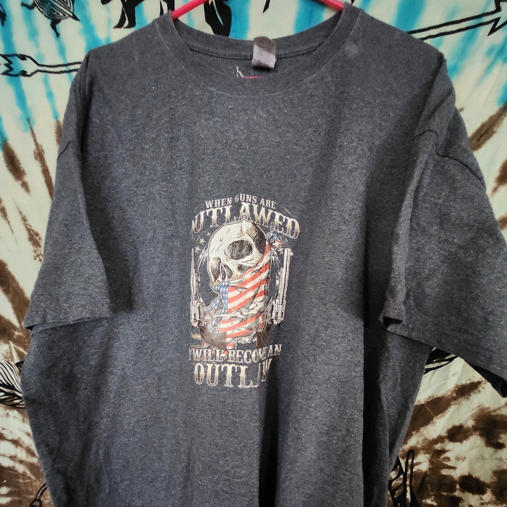 men's t-shirt